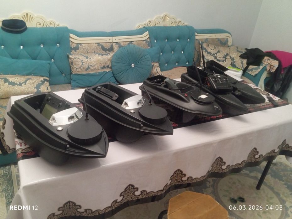 Прикормочный кораблик лодочка