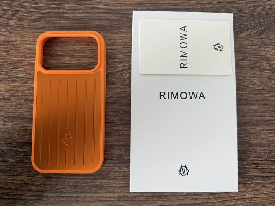 Rimowa iPhone 17 Pro Husa Metalica Cosmic Orange Portocalie