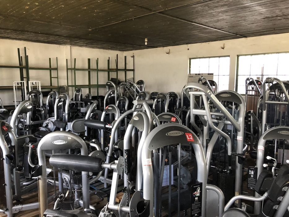 Depozit aparate fitness technogym