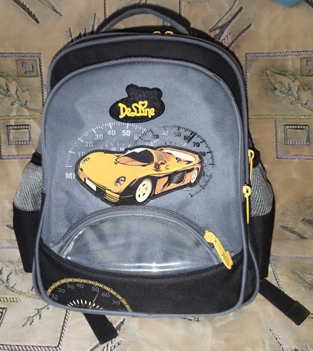 Продам школьный рюкзак