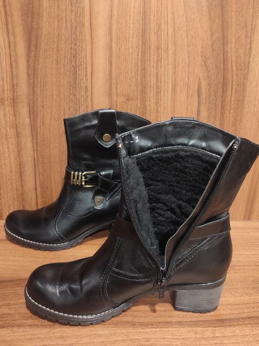 Ghete PIELE îmblănite, mărimea 38.
