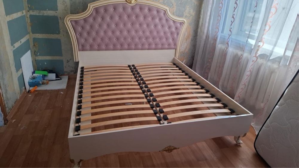 Продам кровать двухспальную