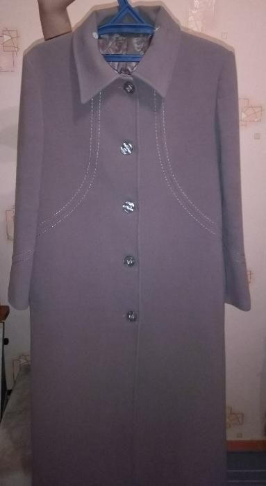 продам пальто (весна-осень)