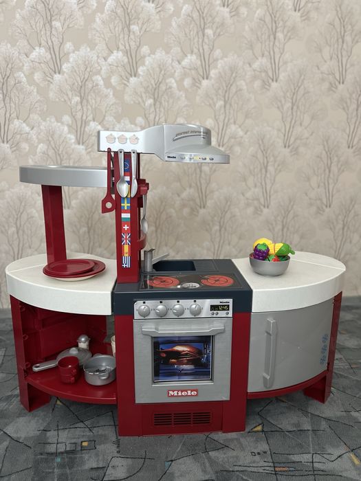 Детский кухонный гарнитур