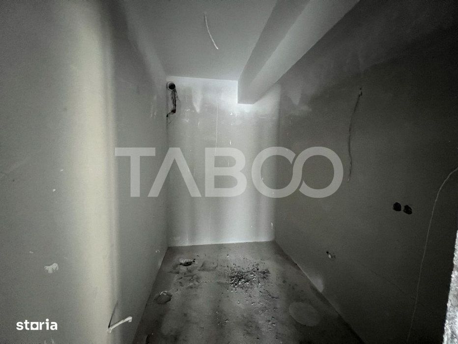 Apartament 3 camere 220 mp curte libera 3 parcari Arhitectilor Sibiu