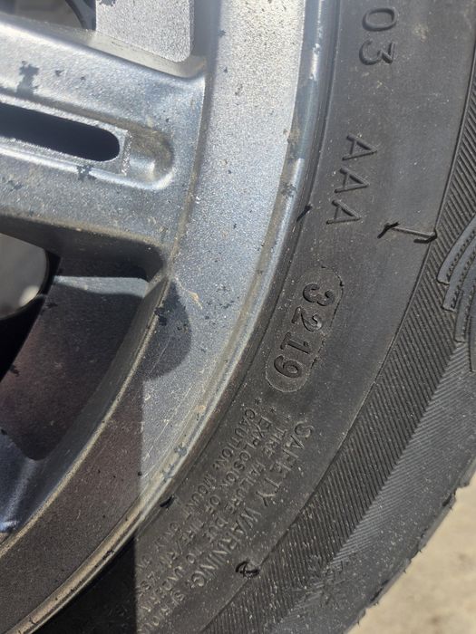 Зимни гуми с джанти 175/65R14 Toyota yaris