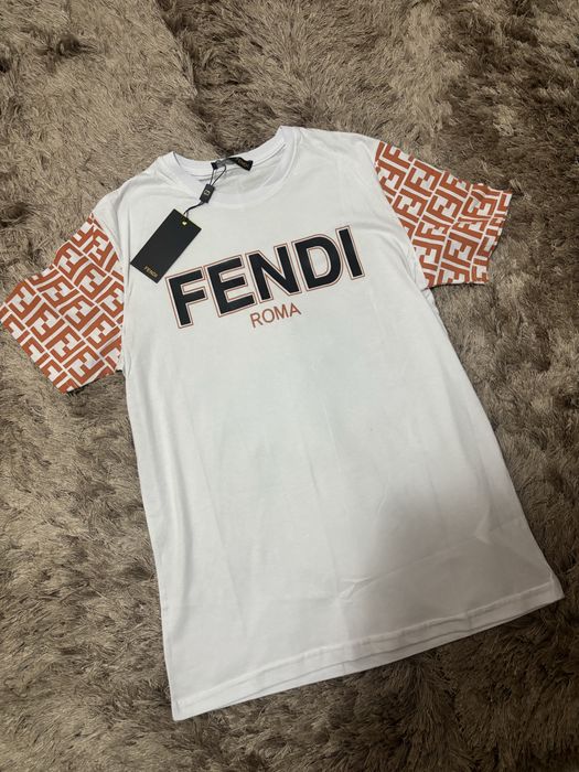 Tricou Fendi Roma – Alb cu mâneci monogramă FF – Mărimea S (Nou cu etichetă)