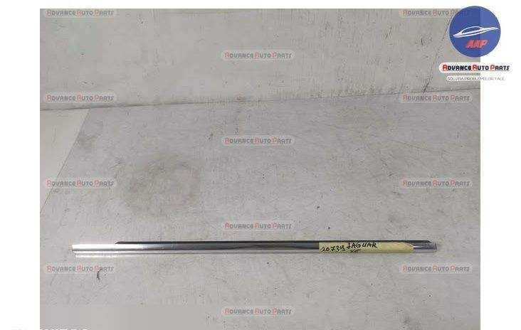 Ornament Cromat Perie Geam Usa Dreapta Fata Jaguar XE X760 2014 2015 2
