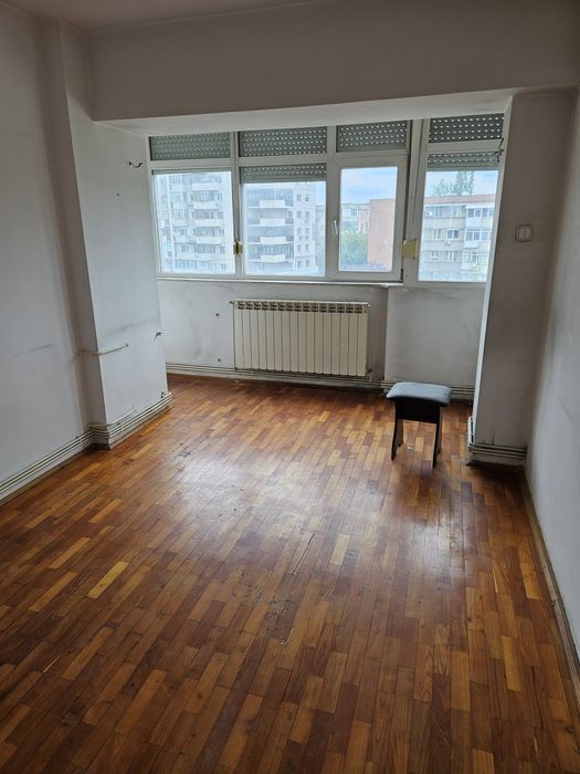 Apartament 4 camere A.I. Cuza