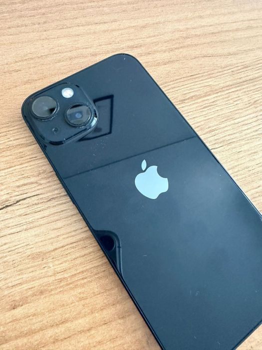 Продам iphone 13