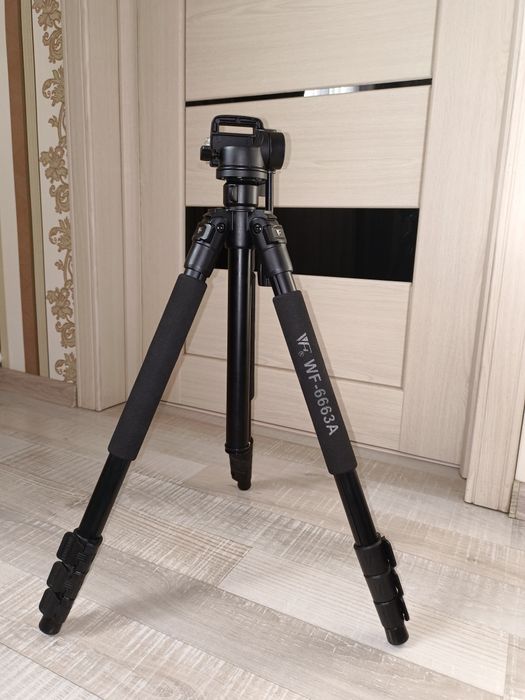 Фотоаппарат Canon EOS 60D EF-S 18-135 IS