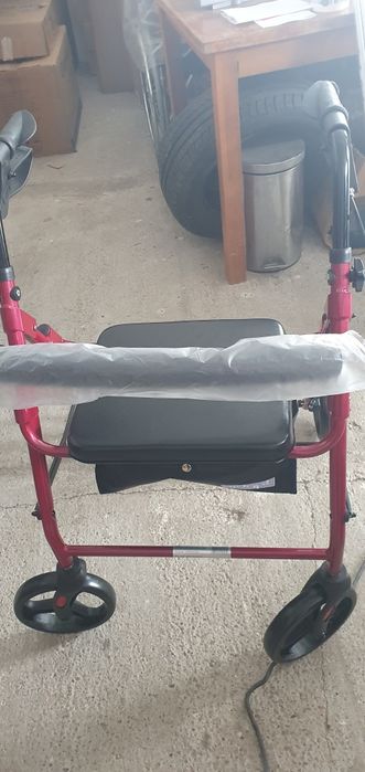 Rolator cu cos cumpărături și roti