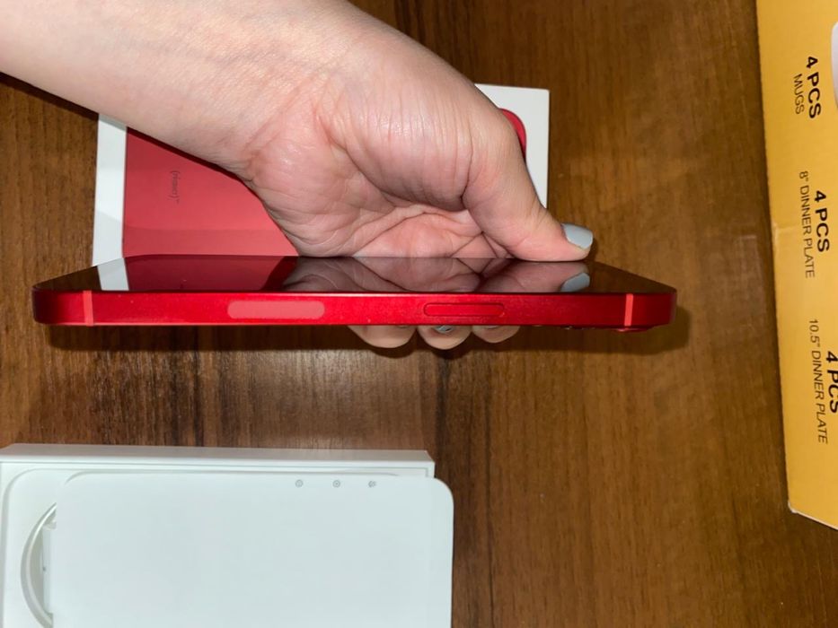 iphone 13 акб 87%