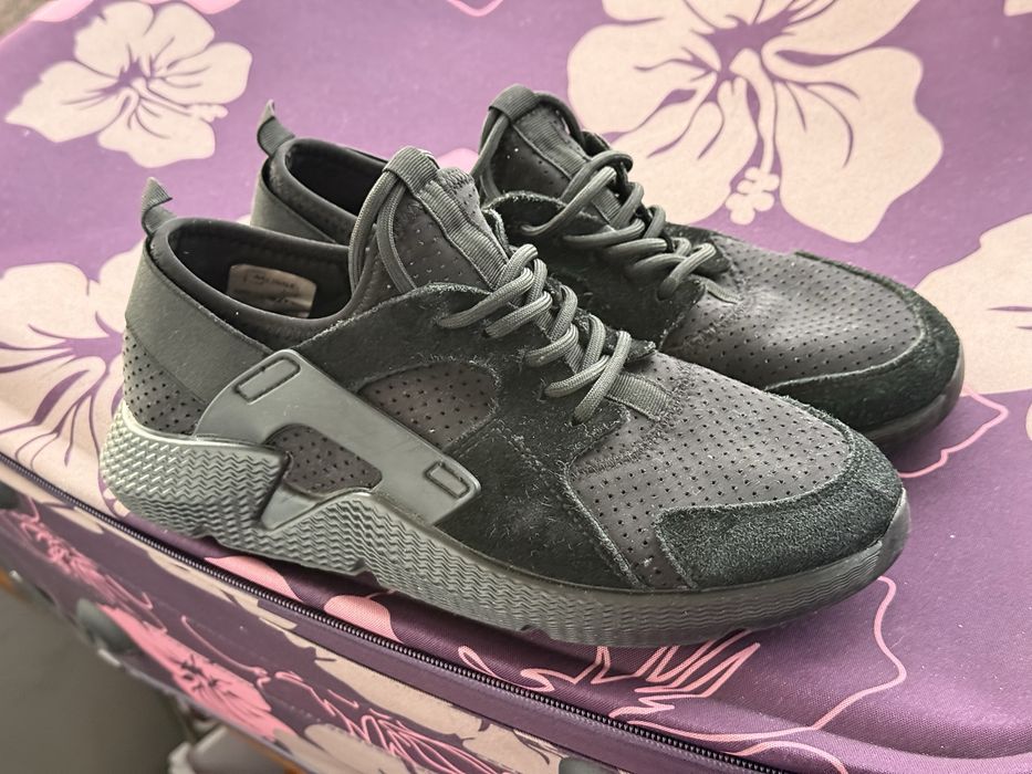 Adidasi Negri Piele Intoarsa| Marime 40 | Muse