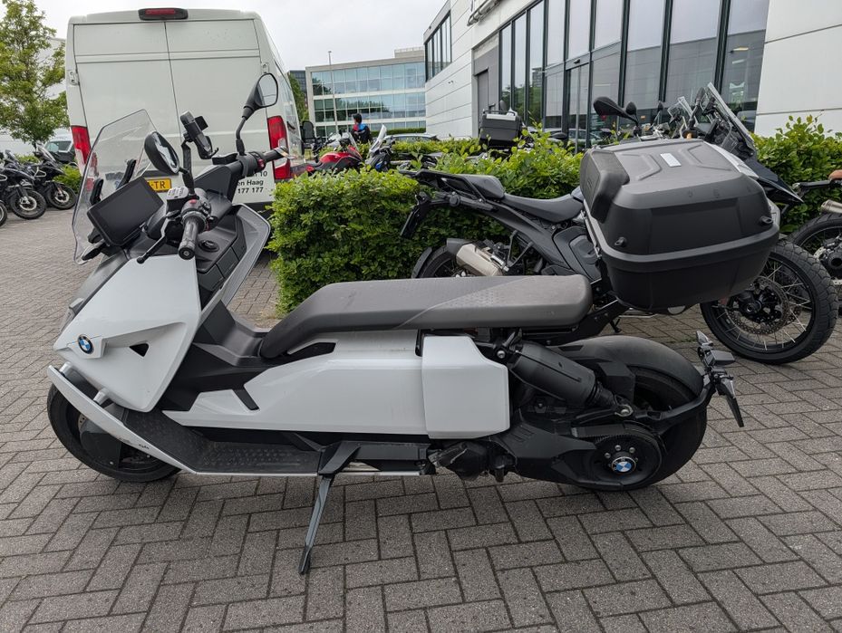 Scuter electric BMW CE04 2022 10000KM