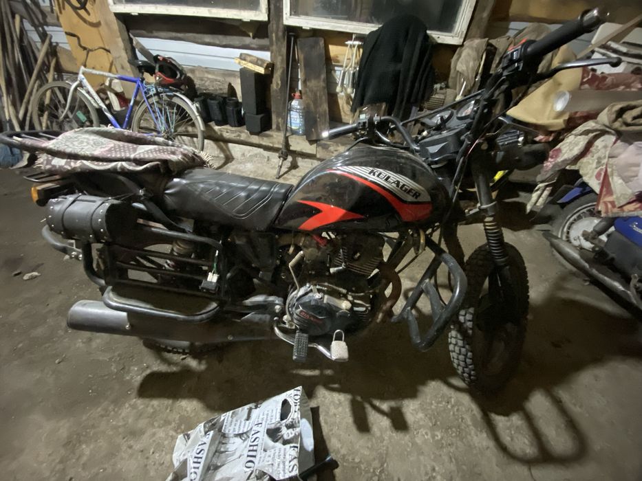 Мотоцикл китаец  200cc