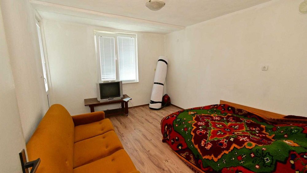 Продава се Къща в с. Студена, Област Перник - 357 кв.м за 698 €/кв.м - Снимка #11