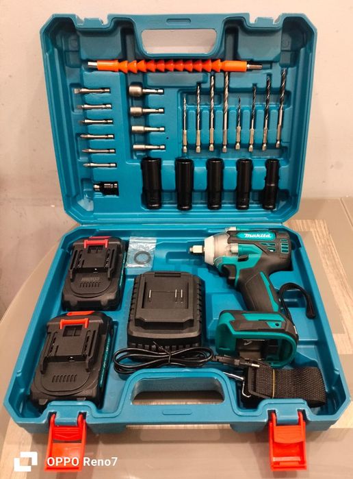 Гайковерт на батарее