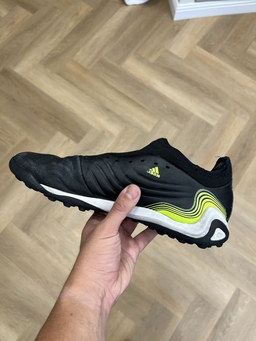 Продаю сороконожки Copa Adidas