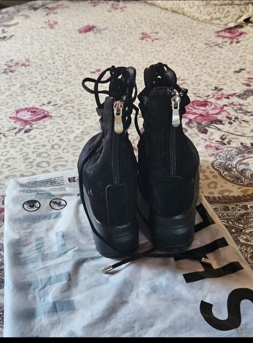 Sandale de damă negre