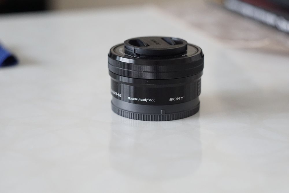 Обектив Sony SELP1650