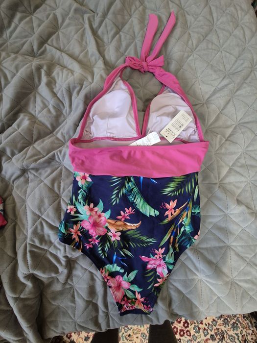 Нови цели бански