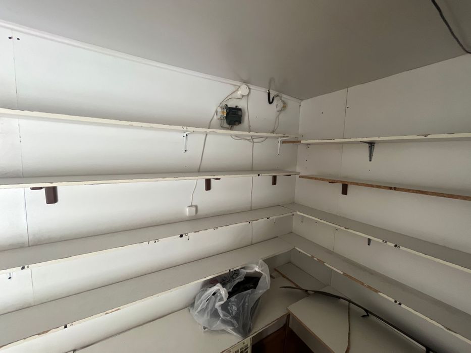 Срочно продается 40 футовый контейнер