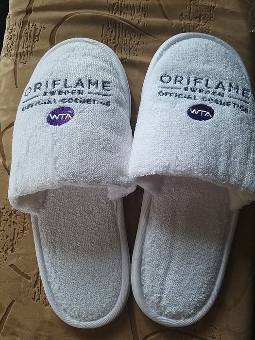 Шлепки ,тапочки разные