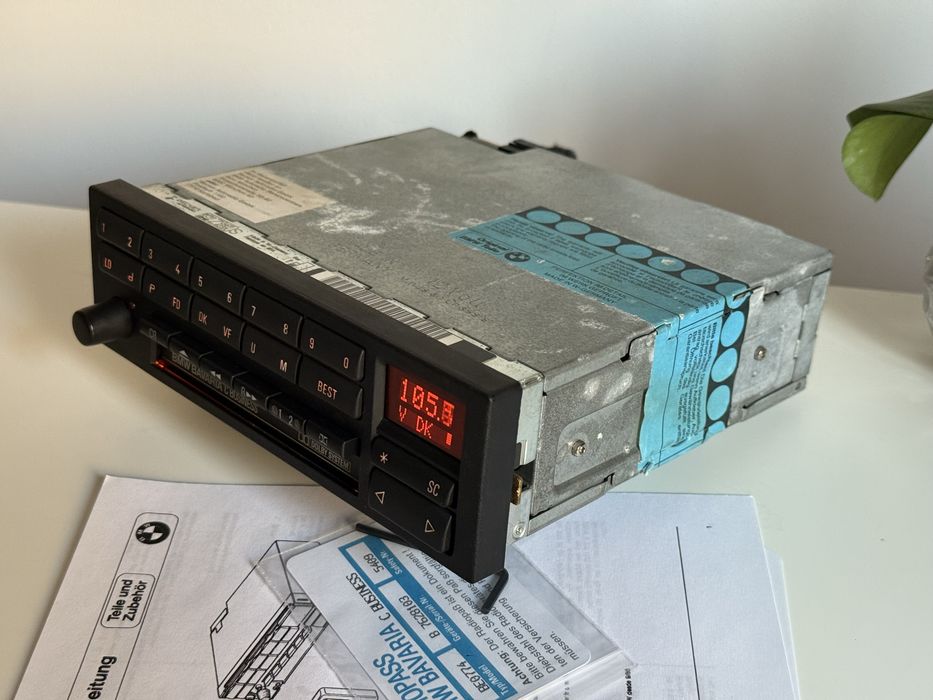 Radio casetofon BMW Bavaria C Business cu bluetooth | E30 E34 E31 E36 E32