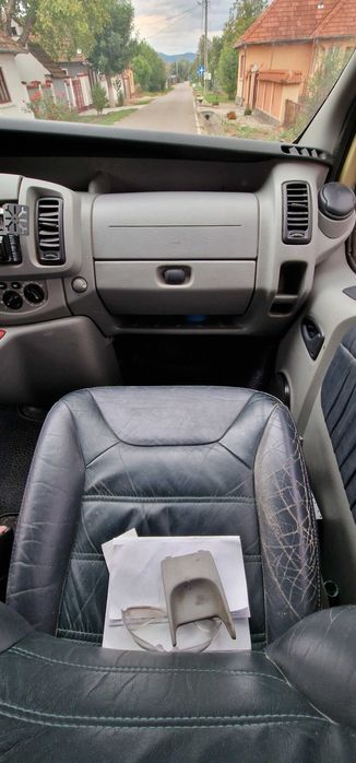 Opel vivaro motor 2.5