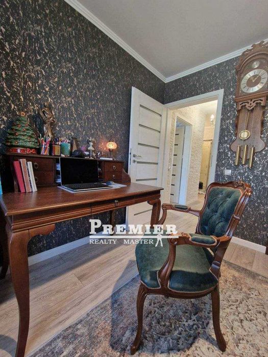 Продава се Тристаен апартамент в Свети Влас - 103 кв.м за 1942 €/кв.м - Снимка #4