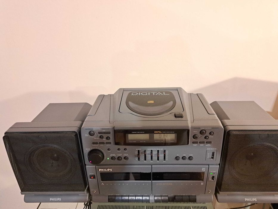 Boombox, radio casetofon Philips AZ8704