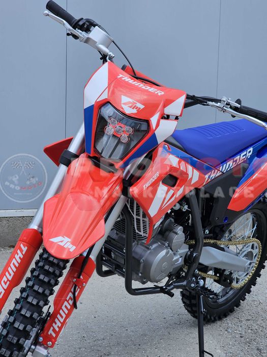 Кросов мотор 250 кубика Upbeat Чист крос 250cc с ел. стартер. НОВ