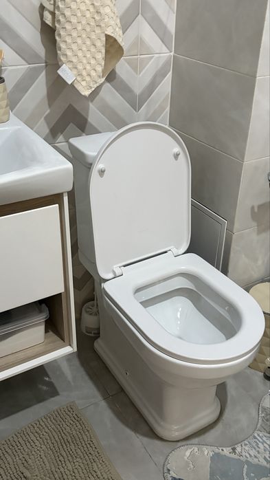Продам унитаз в отличном состоянии