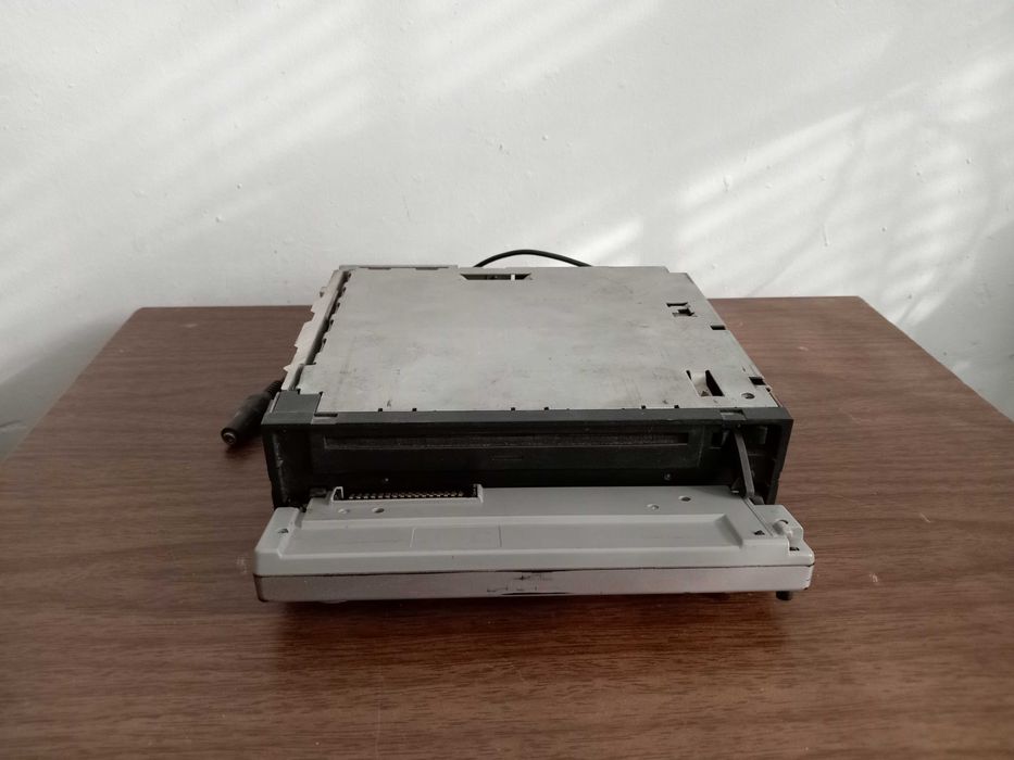 Продавам два CD плеара