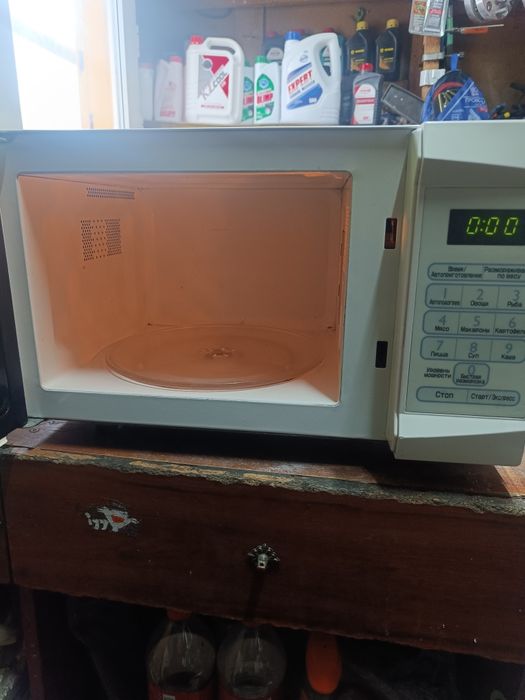 Продам микроволновку