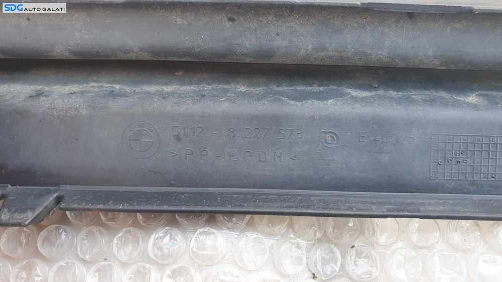 Fusta Spoiler Bandou Ornament Plastic Inferior Grila Bara Spate BMW Seria 3 E46 1997 - 2006 Cod 8227573