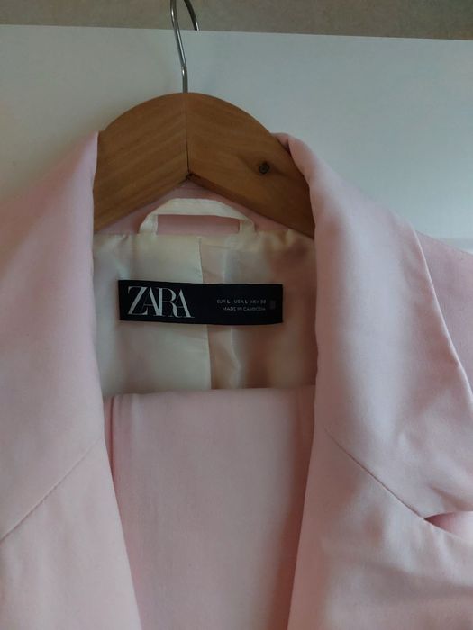 Продам костюм женский