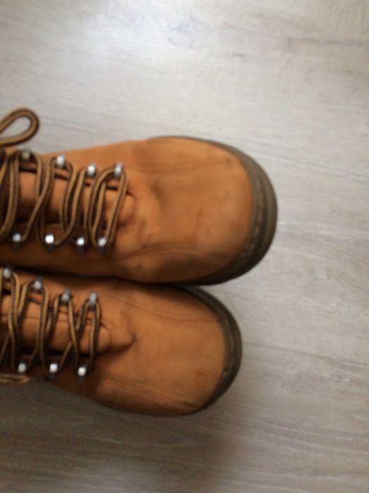 Топли и удобни обувки НН.