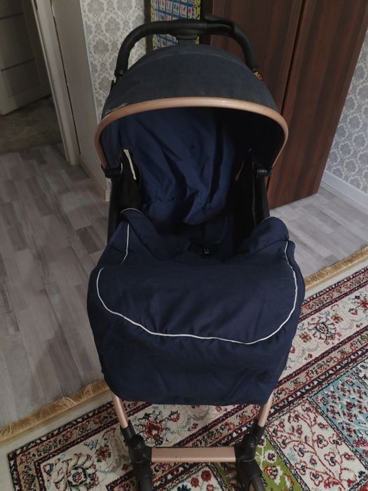 Продам коляску БУ