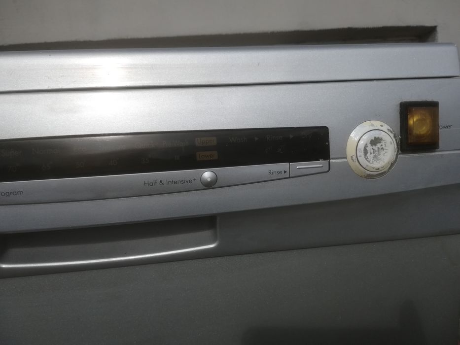 Vând piese mașina de spălat vase  LG 12 BS6