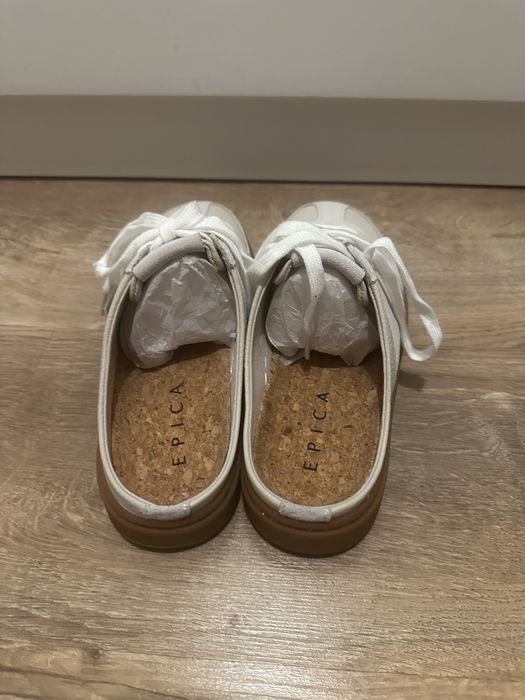 saboți noi Epica mărimea 38 din piele naturala
