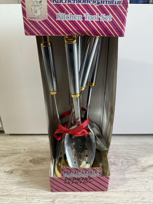 Set de 7 ustensile pentru bucatarie