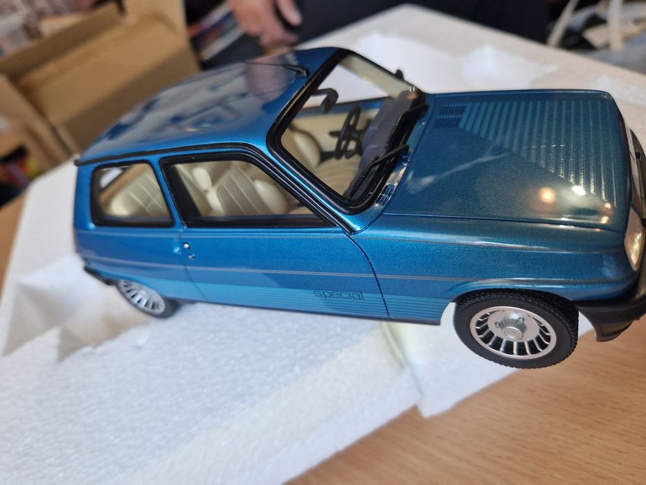 1:18 Renault 5 Alpine Turbo Special 1983
1:18 Renault 51 Alpine Turbo