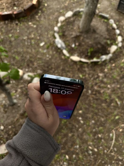 Обменяю iphone 12 pro на 11 pro max