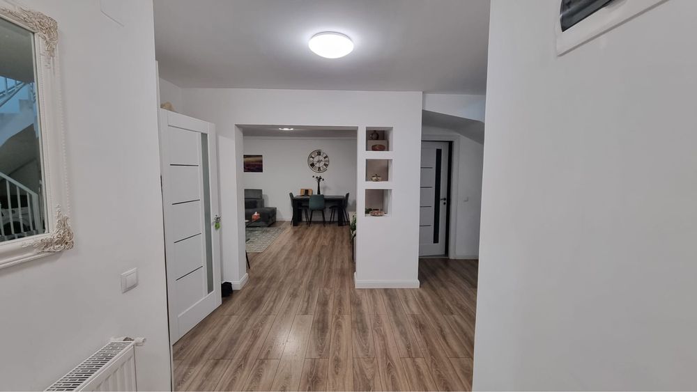 De Vânzare: Casă 208 mp | Teren 660 mp (Dublu Față de Zonă) | Câmpia Turzii