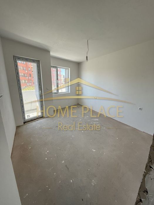 Продава се Двустаен апартамент в Варна, Погреби - 81 кв.м за 1655 €/кв.м - Снимка #2