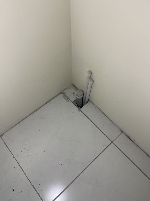 Stroymart ibn Sino gipermarket 6-qavat fudkort 1kvM - 1700$