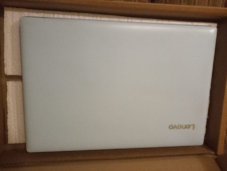 Ноутбук продаю срочьно