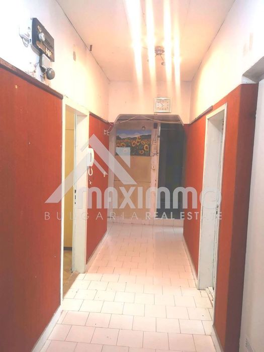 Продава се Четиристаен апартамент в Варна, Владислав Варненчик - 91 кв.м за 1054 €/кв.м - Снимка #9